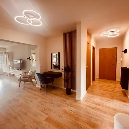 Moderne - 89m2 - 3 Min Zum Bahnhof & Apartment Dinslaken