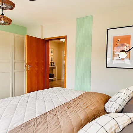 Moderne - 89m2 - 3 Min Zum Bahnhof & Apartamento