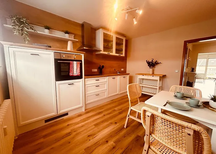 Moderne - 89m2 - 3 Min Zum Bahnhof & Apartman Dinslaken